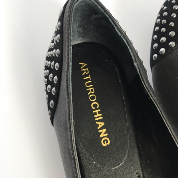 Arturo Chiang Black Leather with Grey Studs Flats - Picture 9 of 14
